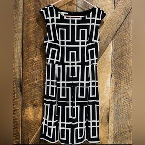 Maggy London cut out sleeves dress size 8